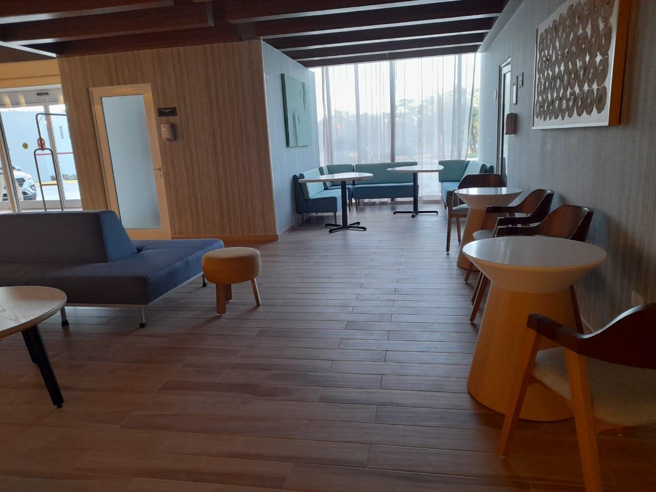 Residence Inn By Marriott Cancun Hotel Zone Экстерьер фото