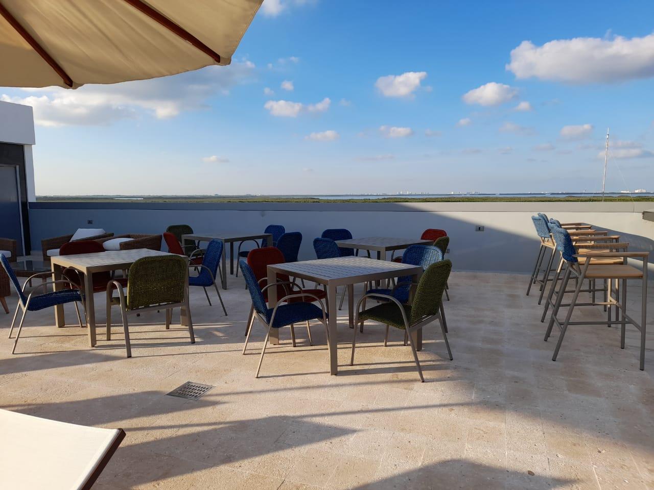 Residence Inn By Marriott Cancun Hotel Zone Экстерьер фото