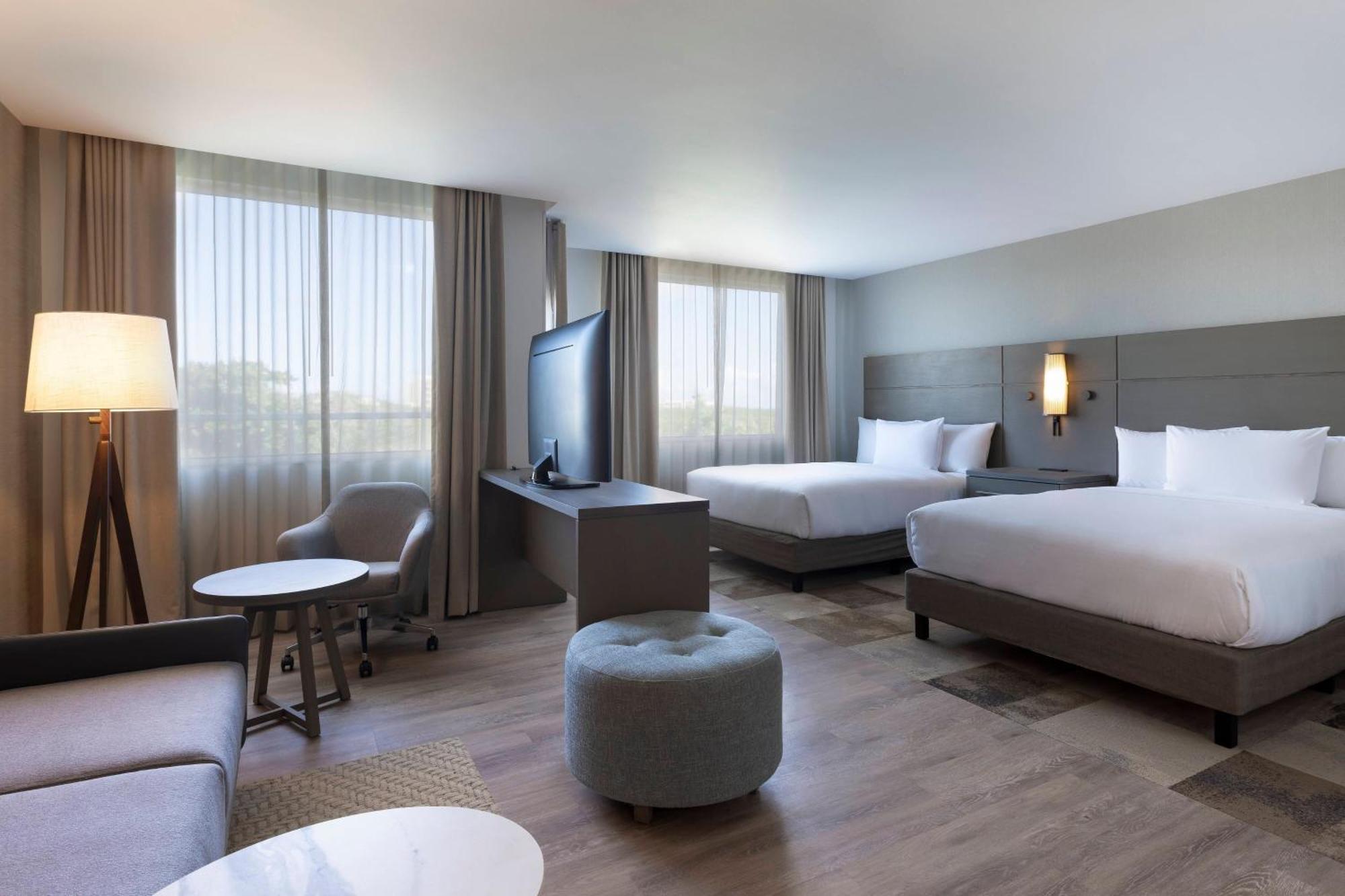 Residence Inn By Marriott Cancun Hotel Zone Экстерьер фото
